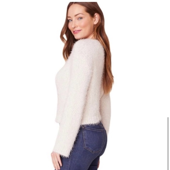 BB Dakota Oatmeal Get A Crew Eyelash Crop Sweater - Picture 2 of 5